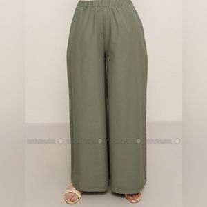 Benin Khaki pants Size 8 Modanisa